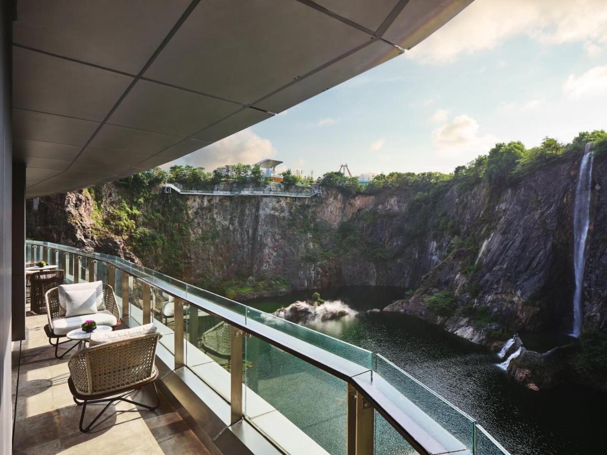 Intercontinental Shanghai Wonderland By Ihg 5*